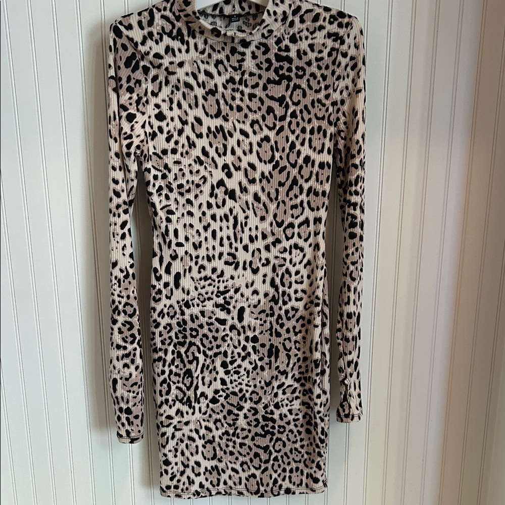 Fashion Nova Animal Print Long Sleeve Dress
